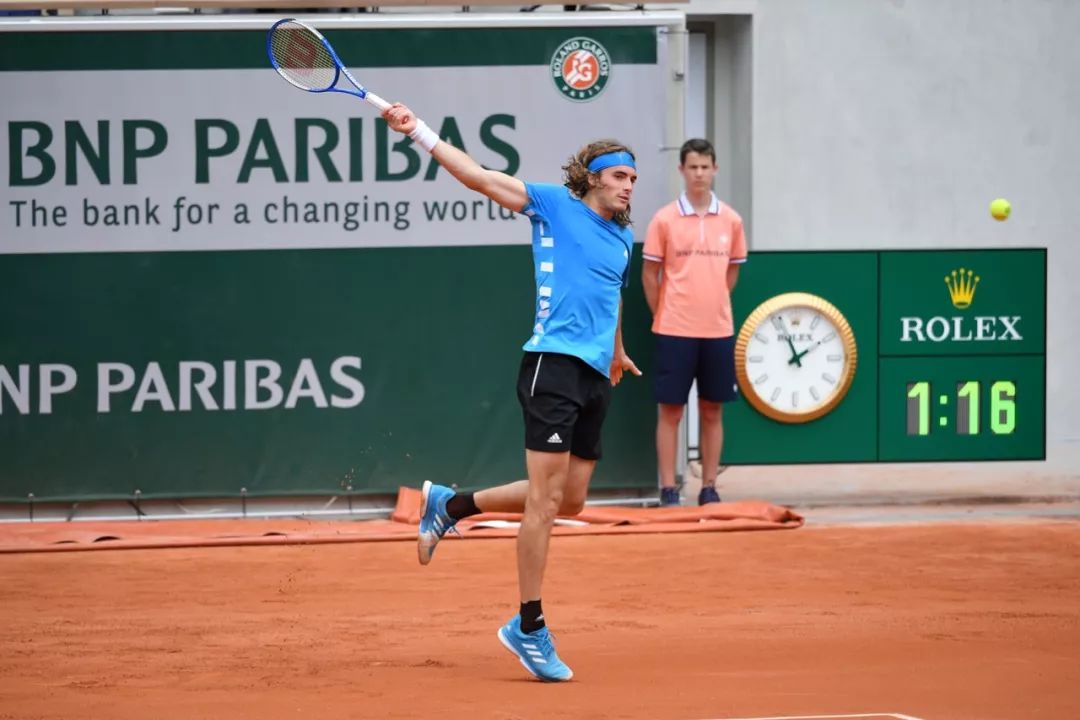 全且具有威 全且具有威