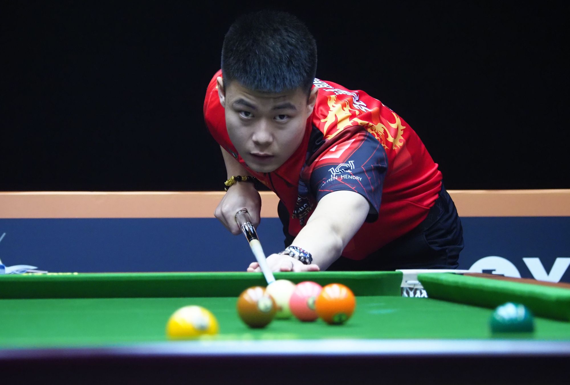 CBA俱乐部杯-上海胜新疆夺冠！布莱德索31+10+8